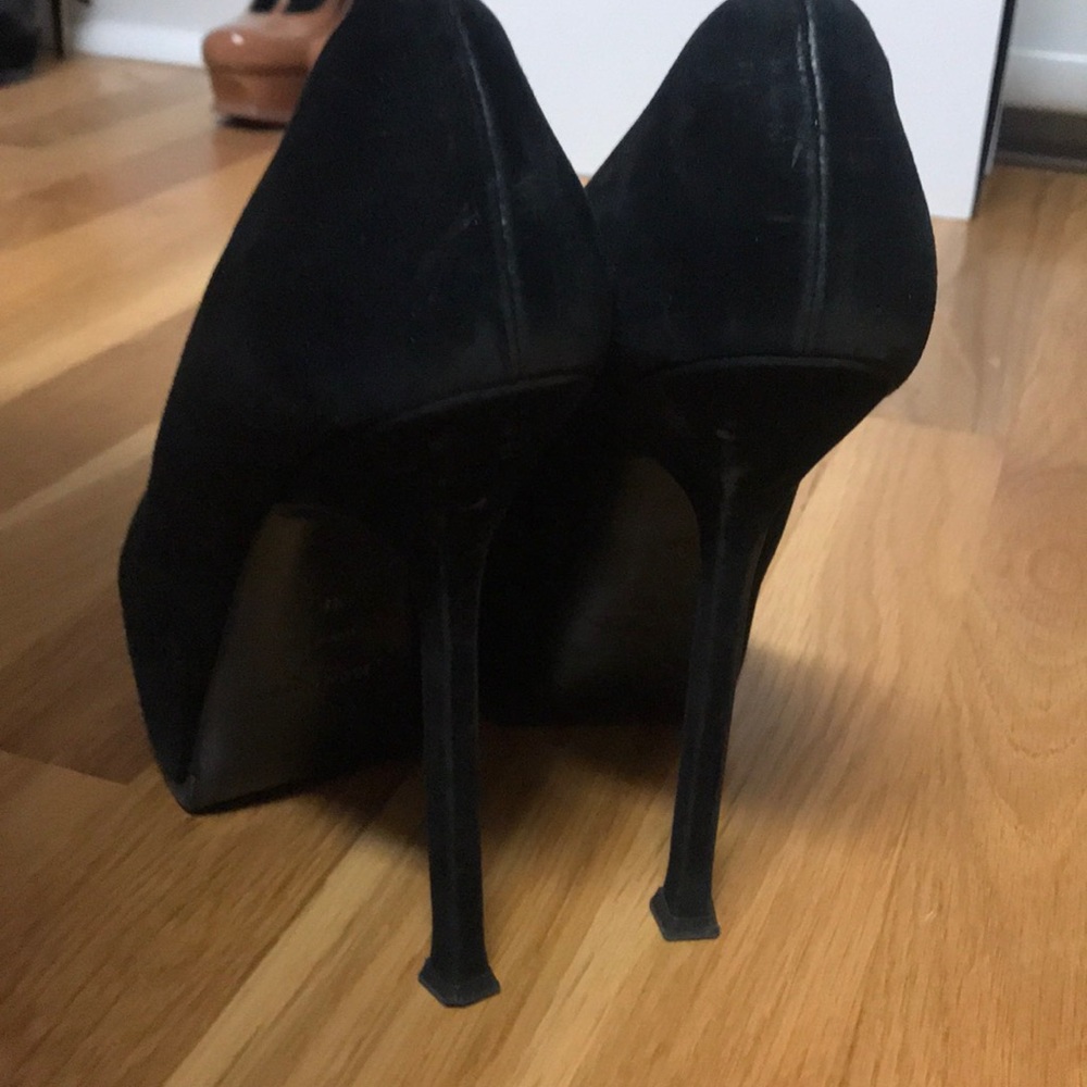 YSL Pumps - Picture 5 of 6
